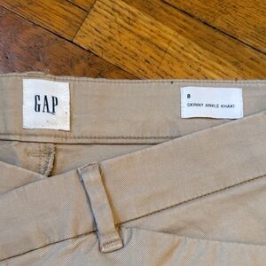 GAP Women’s Skinny Ankle Khaki Pant - Beige